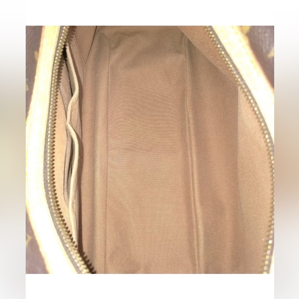 Louis Vuitton Shoulder Bag Stresa
GM Brown Monogram - Picture 8 of 8